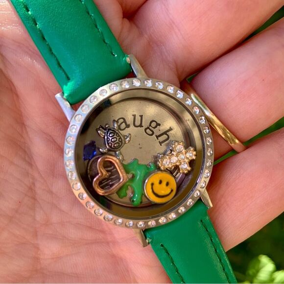 Origami Owl Living Locket Wristband Bracelet Green with 8 Charms - Picture 2 of 4